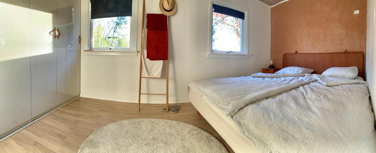 Spacey And Charming Cabin 300 M. From Beach Tjorneholm Exterior photo